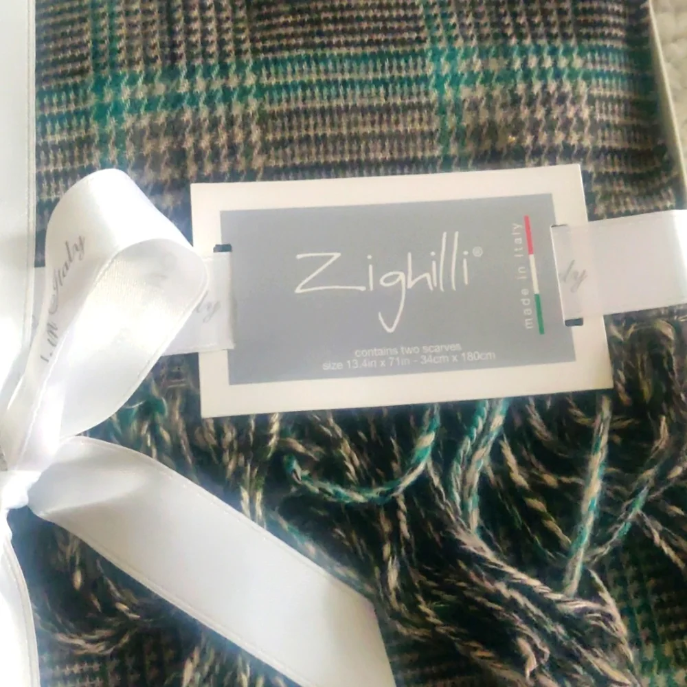 New!Zighilli Mens Two scarves presented in a gift box Y2K Cottagecore Vintage